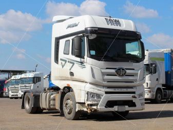 FAW J7